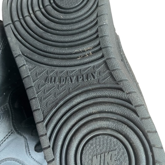 Nike court borough 2 high top sneakers black on black Big Boys 6.5 CD-7782-001 - Picture 10 of 15